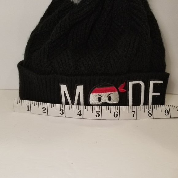 Black cable knit hat - Picture 7 of 7